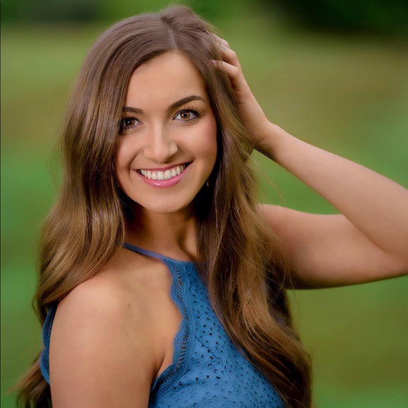 Meet your Posher, Cayman - Picture 1 of 1